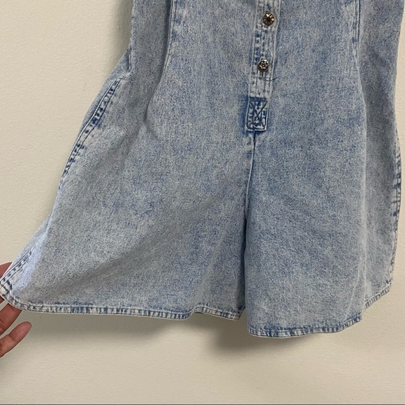 Styles to Go Acid Wash Jean Romper Sleeveless Size Medium - Picture 3 of 10